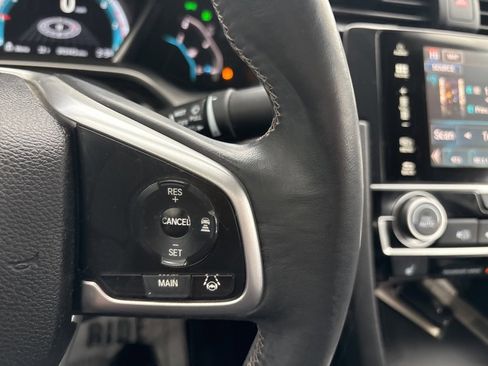 Used 2017 Honda Civic Touring image 15