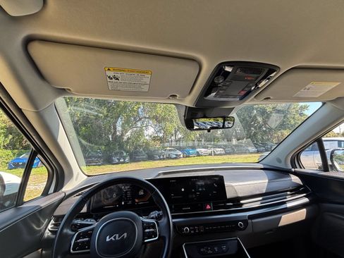 Used 2026 Kia Carnival FWD image 35