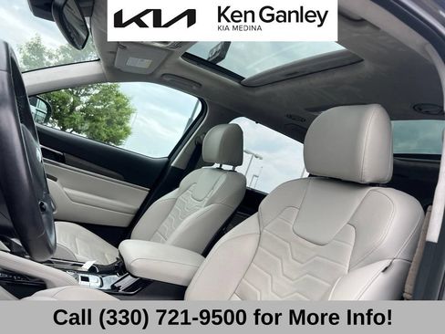 Used 2021 Kia Telluride SX w/ SX Prestige Package AWD/4WD image 12
