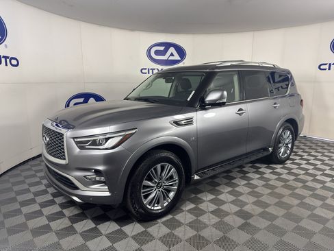 Used 2019 INFINITI QX80 Luxe w/ All-Season Package RWD image 6