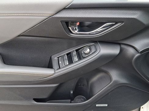 Used 2024 Subaru Crosstrek 2.5i Limited image 11