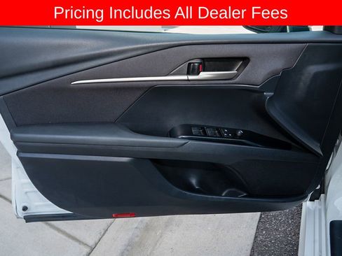 Used 2025 Toyota Camry LE FWD image 11