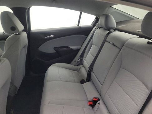 Used 2019 Chevrolet Cruze LT FWD image 18