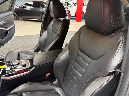 Used 2019 BMW 330i Sedan w/ Convenience Package RWD image 34