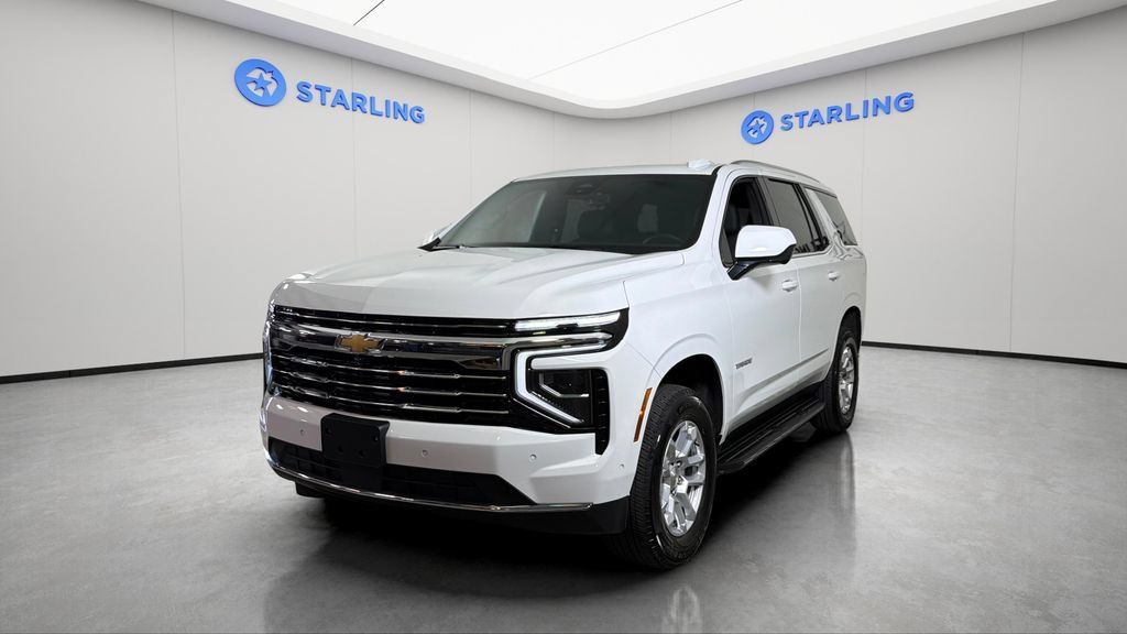 Used 2025 Chevrolet Tahoe LT AWD/4WD image 16