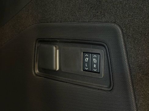 New 2026 Cadillac Escalade V image 11