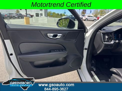 Used 2024 Volvo S60 B5 Plus FWD image 16
