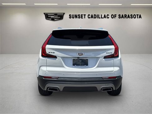 Certified 2023 Cadillac XT4 Premium Luxury w/ Cold Weather Package FWD image 5