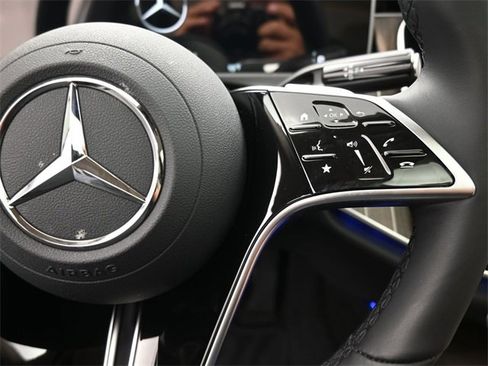 New 2025 Mercedes-Benz E 350 Sedan image 28