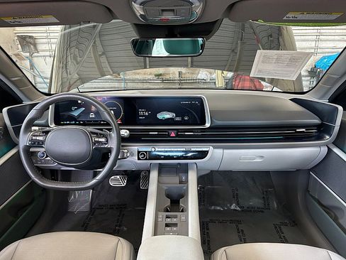 Used 2024 Hyundai Ioniq 6 Limited RWD image 11