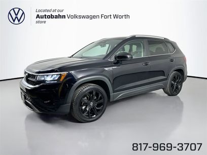 Certified 2022 Volkswagen Taos SE w/ Panoramic Sunroof Package