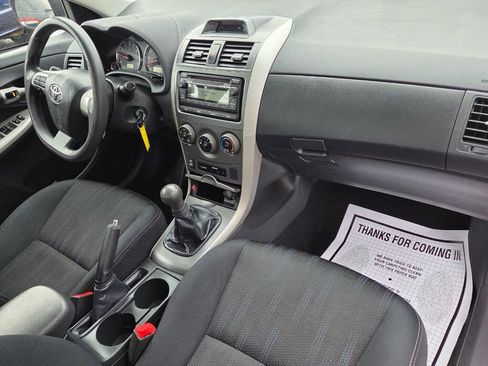 Used 2012 Toyota Corolla S image 11