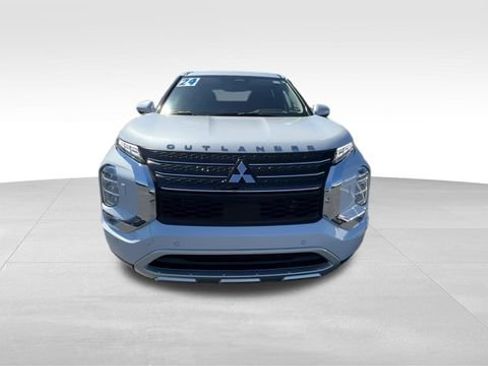 Used 2024 Mitsubishi Outlander SE AWD/4WD image 9