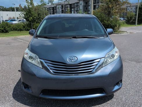 Used 2016 Toyota Sienna LE FWD image 9