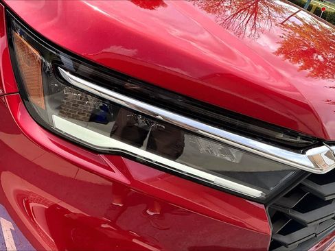 Used 2025 Honda Pilot EX-L image 25