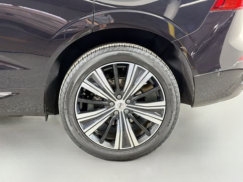 Certified 2023 Volvo XC60 B5 Plus w/ Protection Package Premier FWD image 29