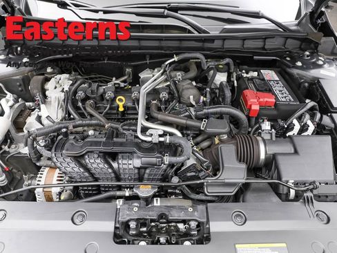 Used 2025 Nissan Altima 2.5 SV image 7