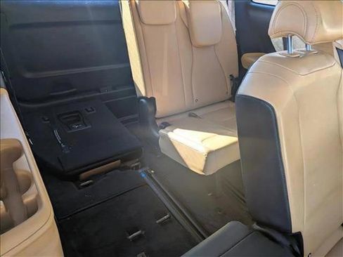 Used 2024 Kia Carnival LX image 22