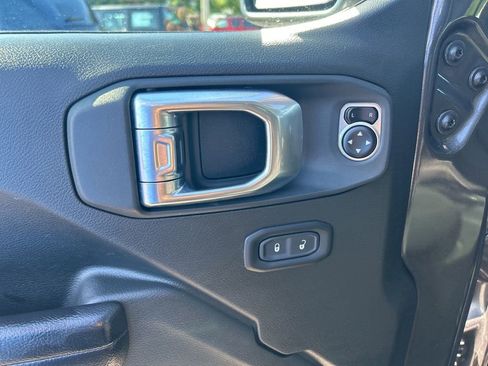 Certified 2024 Jeep Wrangler Sport S AWD/4WD image 33