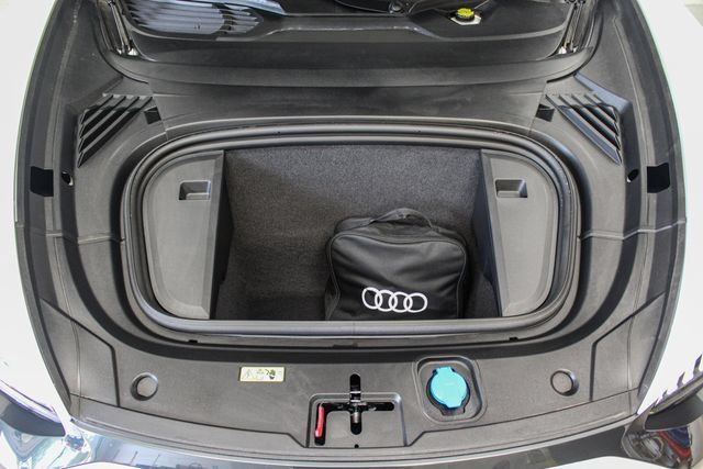Used 2023 Audi e-tron GT Prestige w/ Prestige Package AWD/4WD image 11