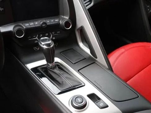 Used 2019 Chevrolet Corvette Stingray Coupe w/ 1LT image 20