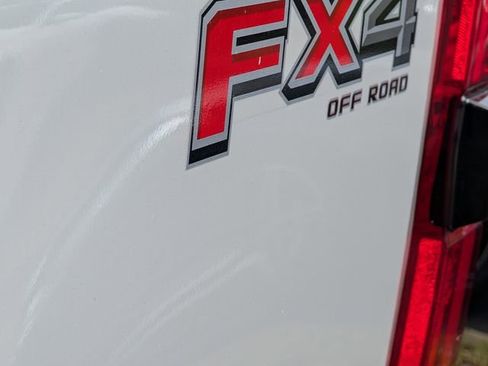 New 2025 Ford F250 Platinum w/ Platinum Plus Package image 10