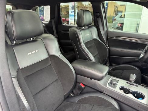 Used 2015 Jeep Grand Cherokee SRT w/ Trailer Tow Group IV AWD/4WD image 40