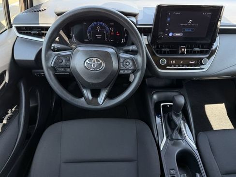 Used 2026 Toyota Corolla LE FWD image 11