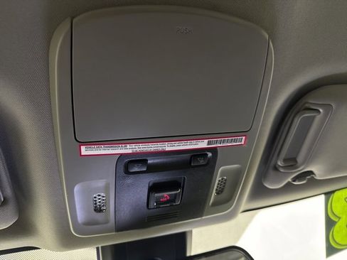 Used 2023 Toyota Camry SE image 23