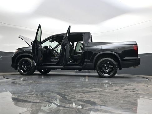New 2026 Honda Ridgeline Black Edition image 40
