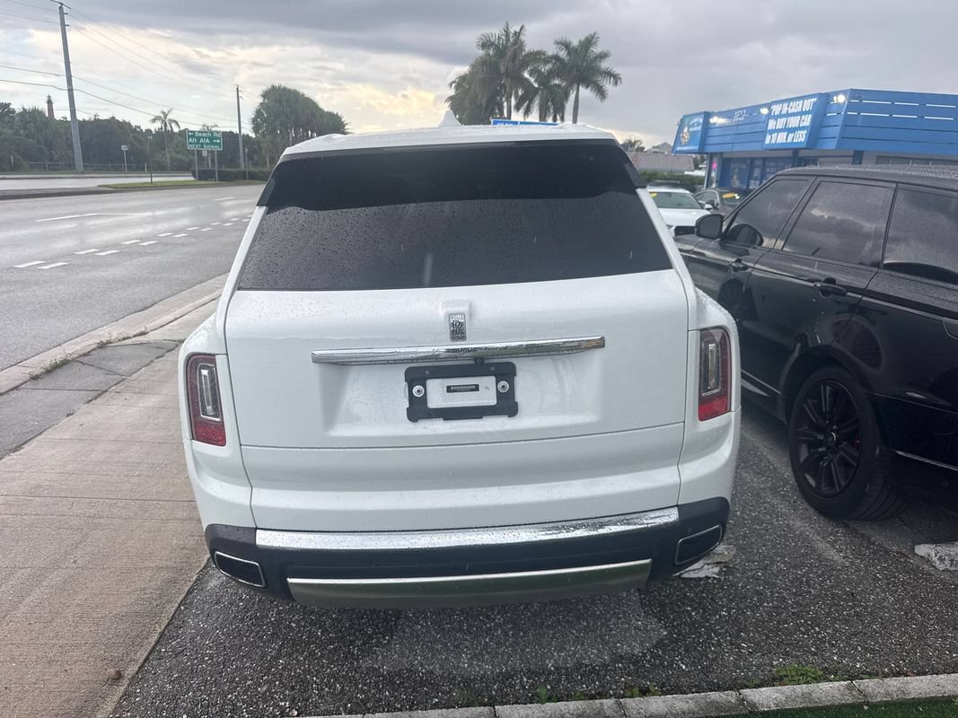 Used 2020 Rolls-Royce Cullinan AWD/4WD image 4