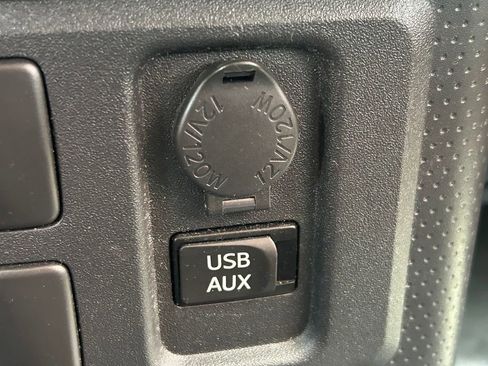 Used 2014 Toyota FJ Cruiser 4WD w/ Upgrade Package image 26