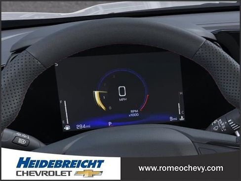 New 2025 Chevrolet Trax RS w/ Sunroof Package image 19