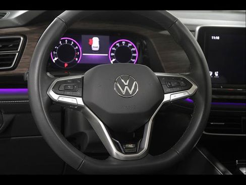 Used 2026 Volkswagen Atlas SEL Premium R-Line AWD/4WD image 7