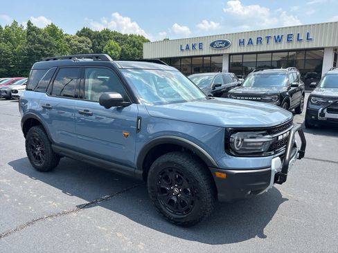 New 2025 Ford Bronco Sport Badlands w/ Sasquatch Badlands Package image 1