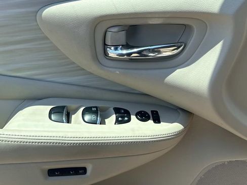 Used 2015 Nissan Murano SL FWD image 26