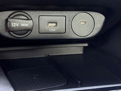 New 2025 Hyundai Elantra Sport image 16