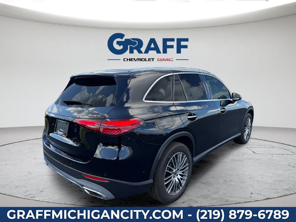 Used 2024 Mercedes-Benz GLC 300 4MATIC image 7