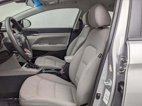 Used 2020 Hyundai Elantra SEL image 14
