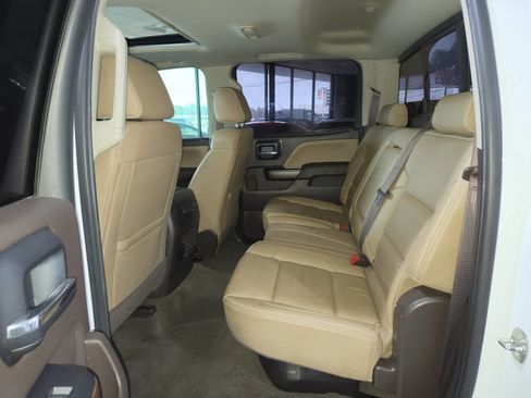 Used 2018 GMC Sierra 1500 Denali w/ Denali Ultimate Package AWD/4WD image 21