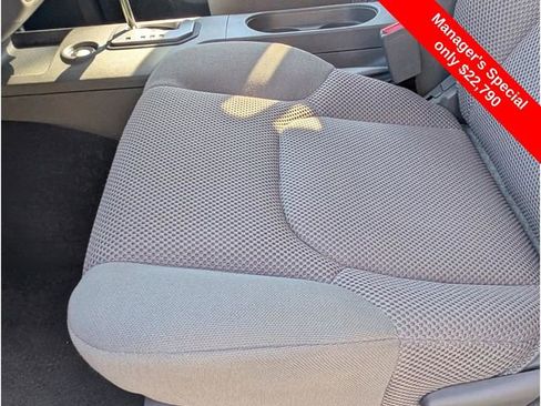 Certified 2021 Nissan Frontier SV image 26