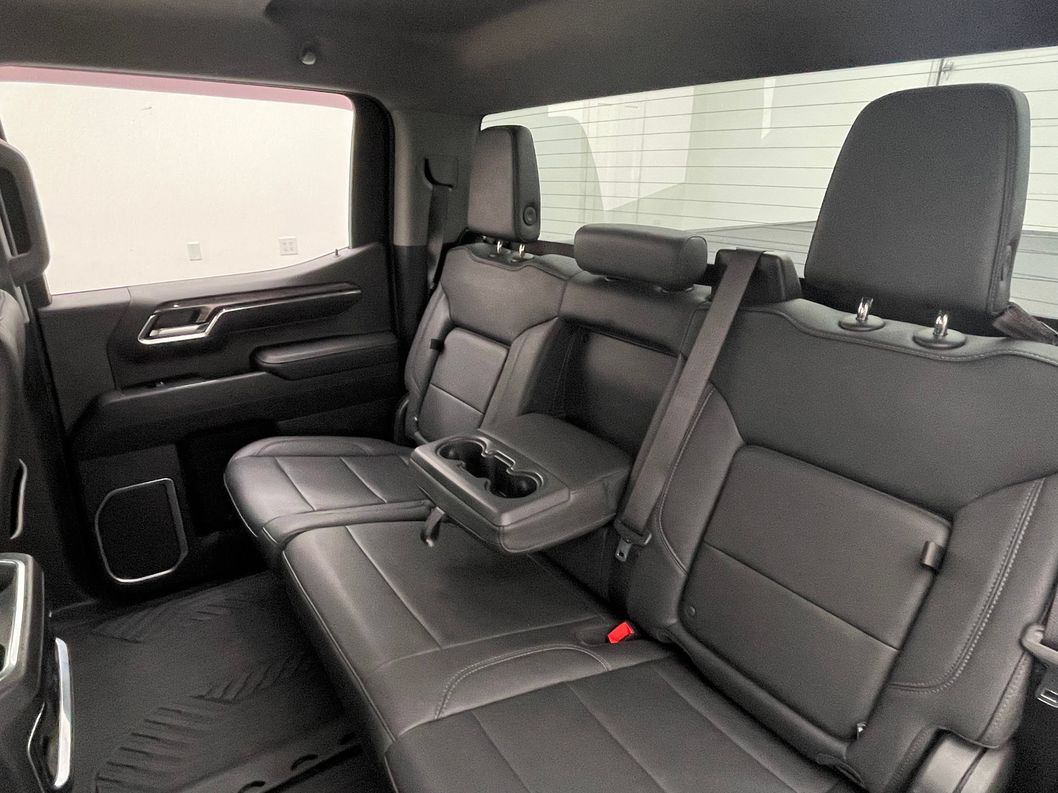 Used 2023 Chevrolet Silverado 1500 LTZ AWD/4WD image 42