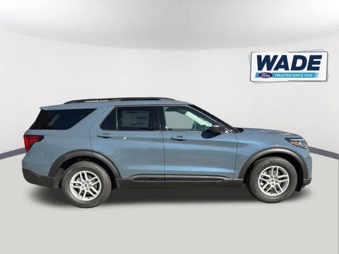 New 2026 Ford Explorer Active w/ Active Comfort Package RWD image 4