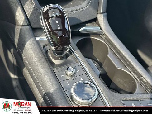Certified 2023 Cadillac XT6 Premium Luxury AWD/4WD image 29
