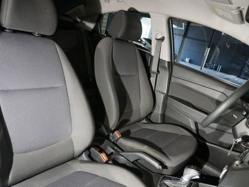 Used 2022 Hyundai Accent SE image 17