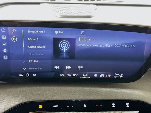 Used 2025 Buick Enclave Preferred image 13