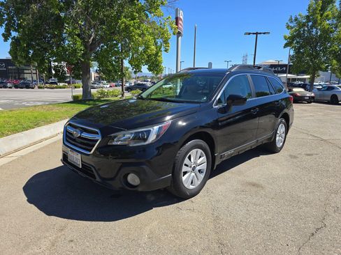 Used 2019 Subaru Outback 2.5i Premium w/ Popular Package #2 AWD/4WD image 1