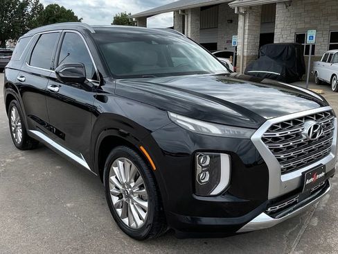 Used 2020 Hyundai Palisade Limited FWD image 2