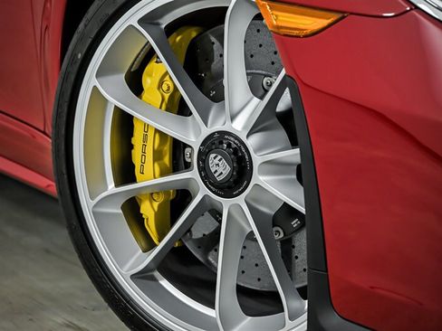 Used 2019 Porsche 911 Speedster RWD image 3