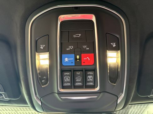 New 2026 Jeep Grand Cherokee Summit w/ Obsidian Package AWD/4WD image 11